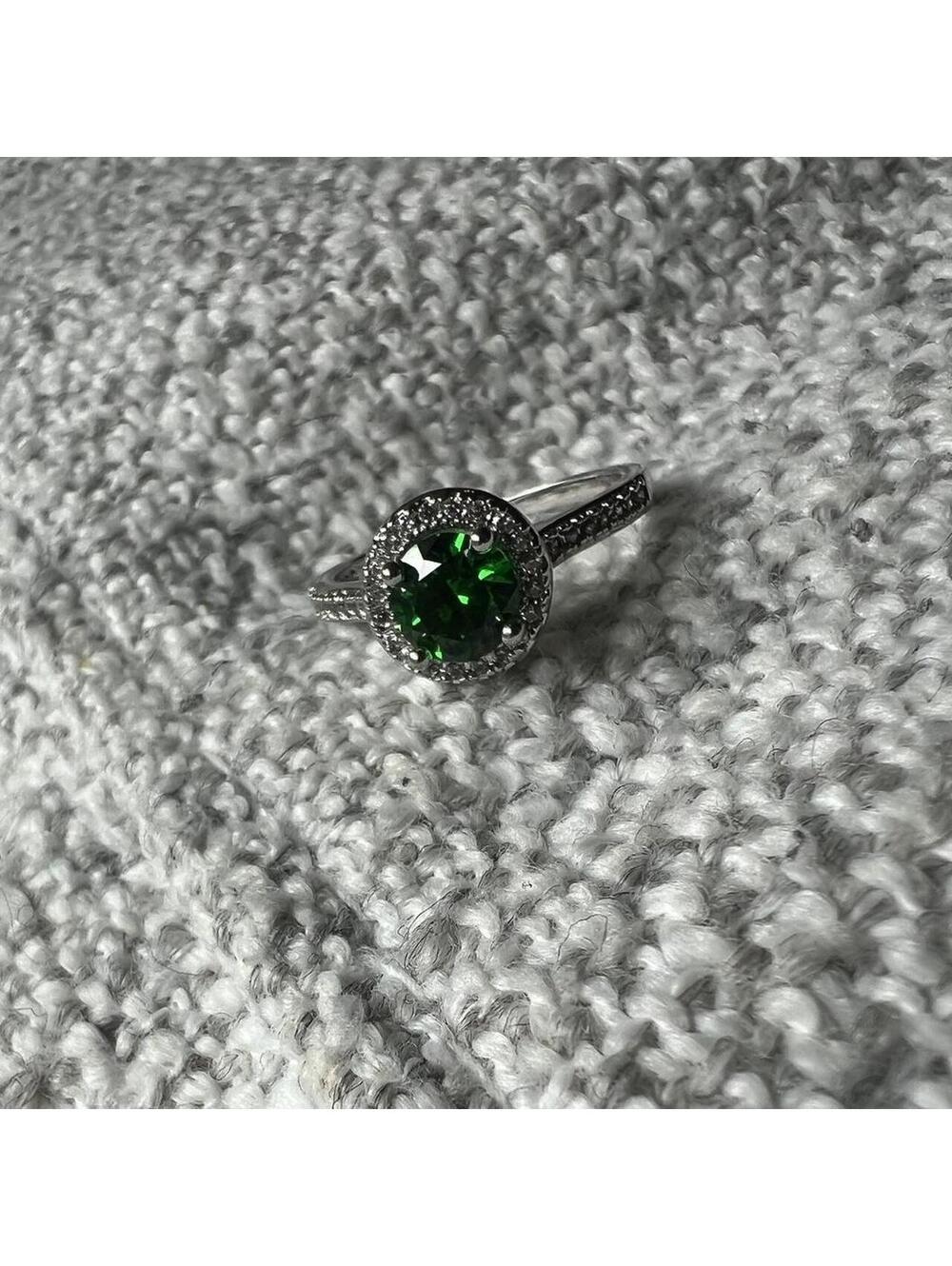 Women's Silver Tone and Green Ring